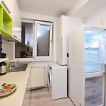 Center Apartman *