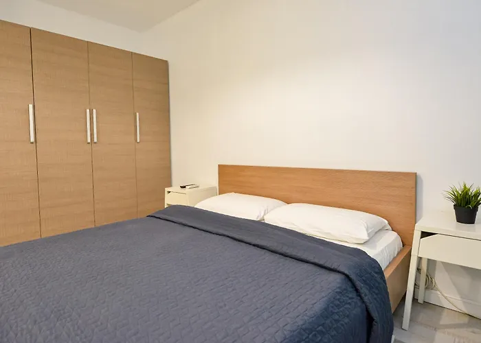 Center * Бухарест